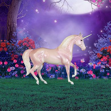 Breyer Freedom Series Classics Aurora Unicorn Fantasy Horse Figurine