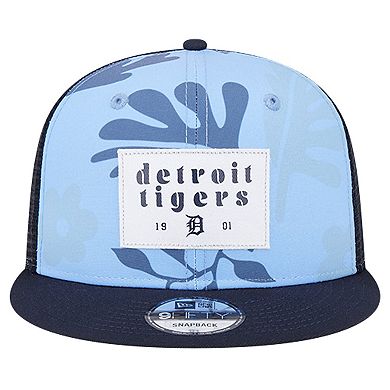 Men's New Era Navy Detroit Tigers Bikini Bottom Trucker 9FIFTY Snapback Hat