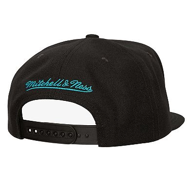 Men's Mitchell & Ness Black Charlotte Hornets Shattered Snapback Hat