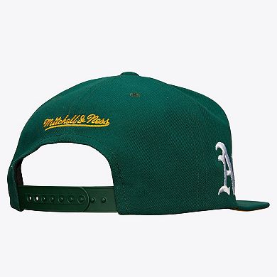 Men's Mitchell & Ness Green Oakland Athletics Team Tagged Snapback Hat