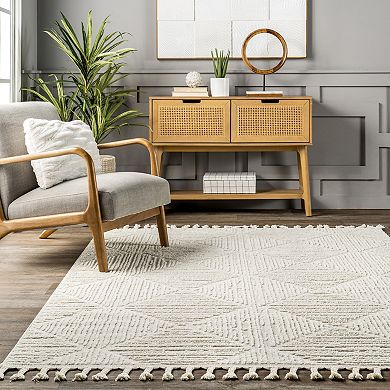 nuLOOM Kerry Textured Geometric Tasseled Area Rug