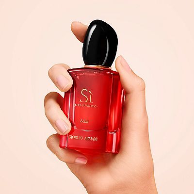 Red si perfume sales