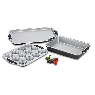 Cuisinart® Easy-Grip 9'' x 13'' Nonstick Cake Pan