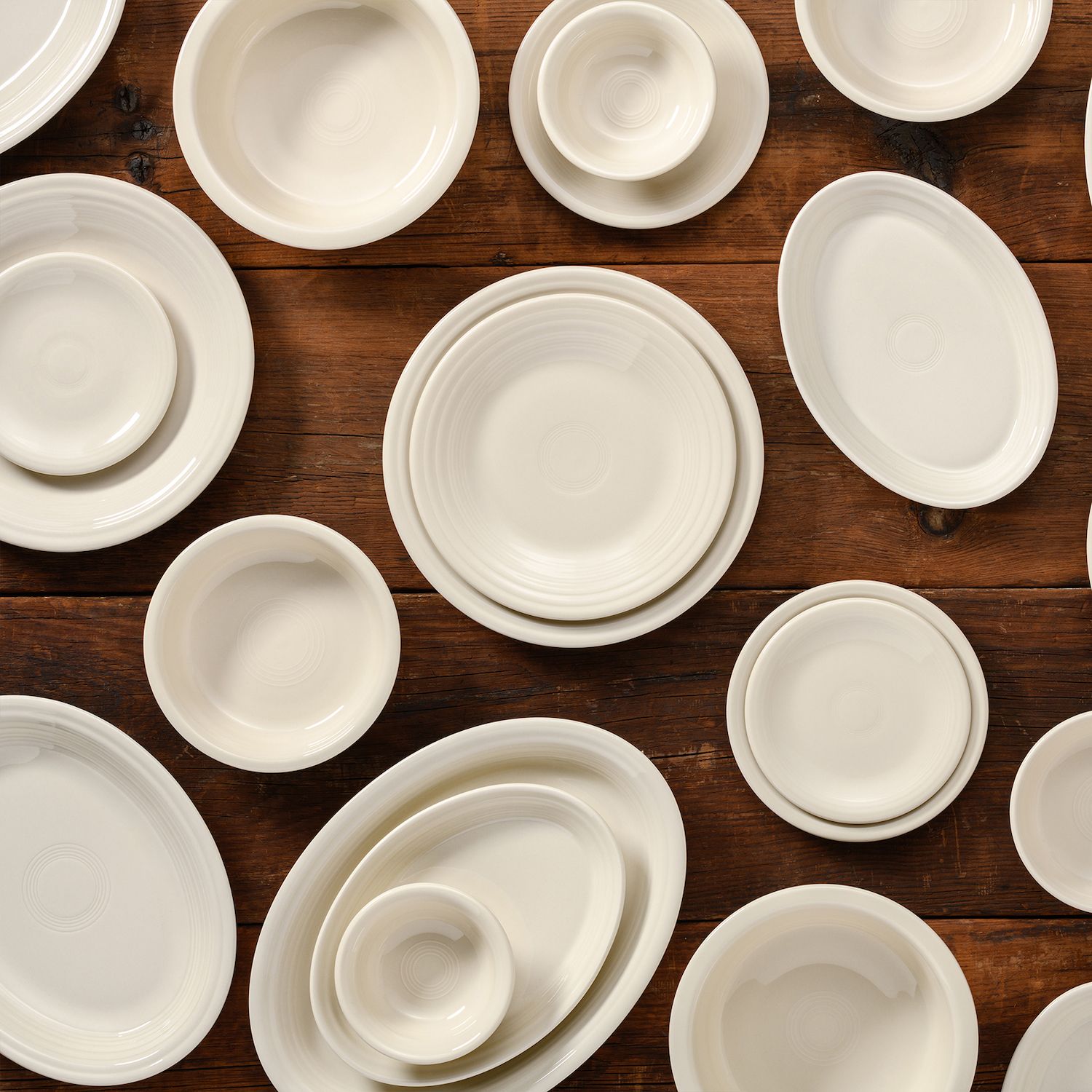 Fiesta Classic Rim Dinnerware Set