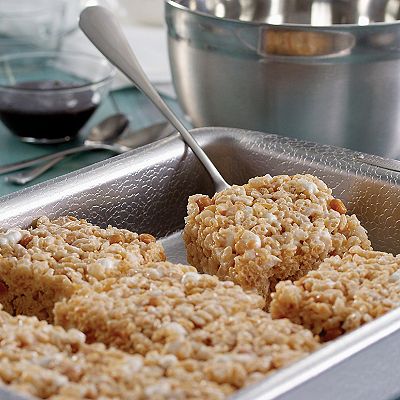 Doughmakers 9'' x 13'' Cake Pan