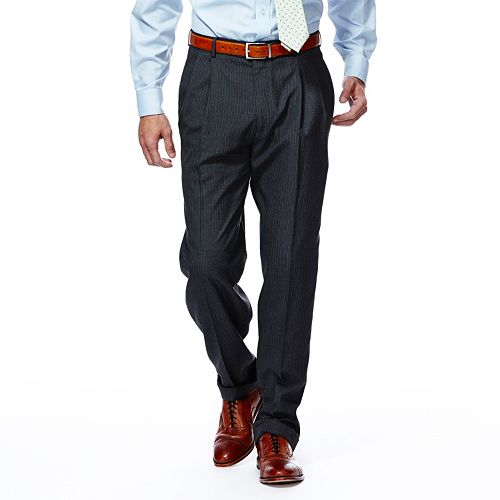 Haggar Classic Fit Pleated Charcoal Pinstripe Comfort Waist Suit