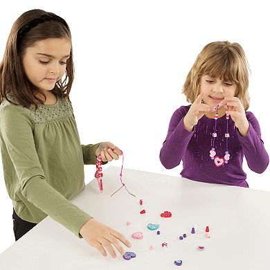 Melissa and Doug Sweet Hearts Wooden Bead Set