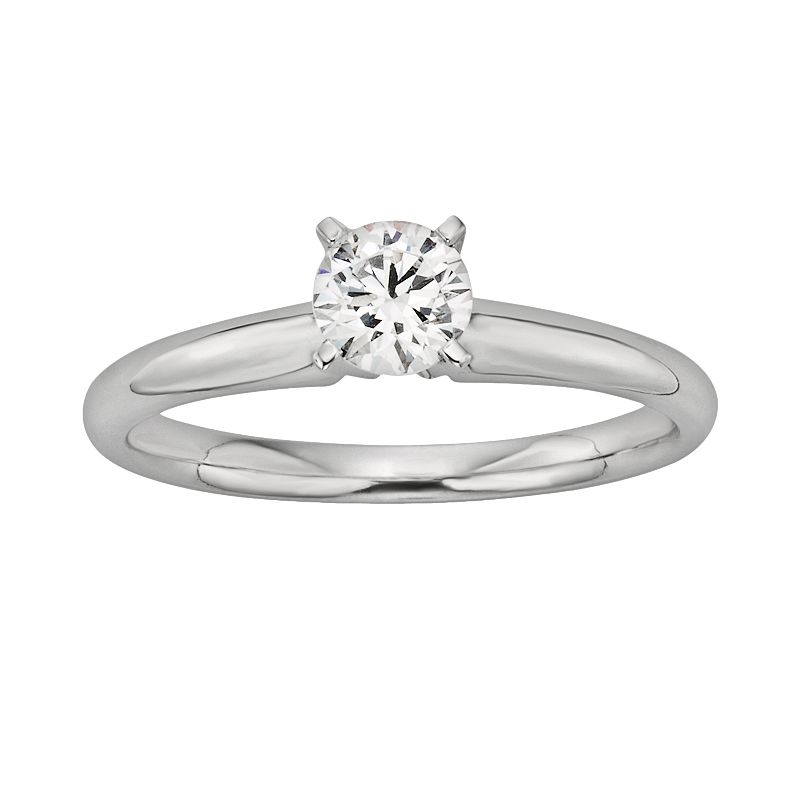 Round-Cut IGL Certified Colorless Diamond Solitaire Engagement Ring in 18k 
