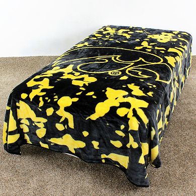 Iowa Hawkeyes Throw Blanket