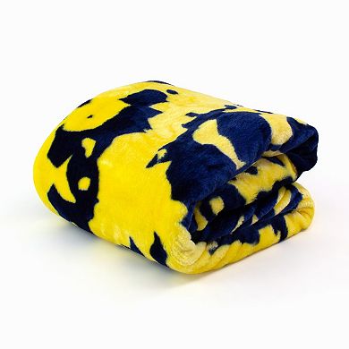 Michigan Wolverines Throw Blanket