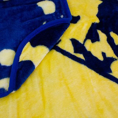 Michigan Wolverines Throw Blanket