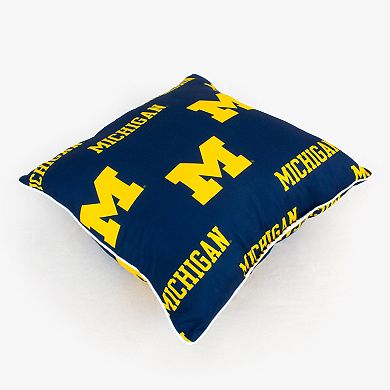 Michigan Wolverines Decorative Pillow Set