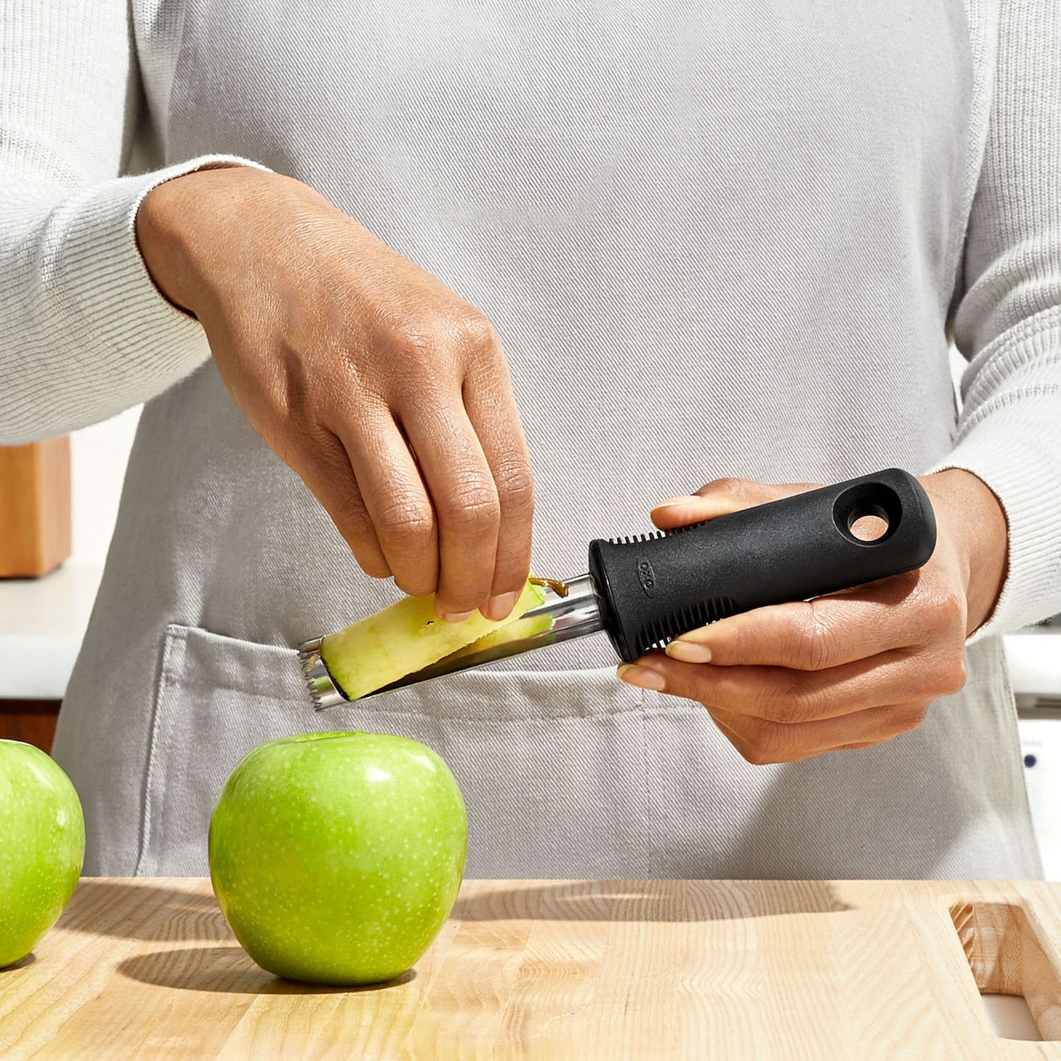 OXO Good Grips Corer - Thumbnail 4