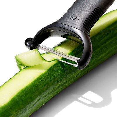 Passa Verdure A Mano Pelapatate OXO Good Grips - Pelapatate A Y In Acciaio Inox, Lavabile In Lavastoviglie Goods &amp; Gadgets