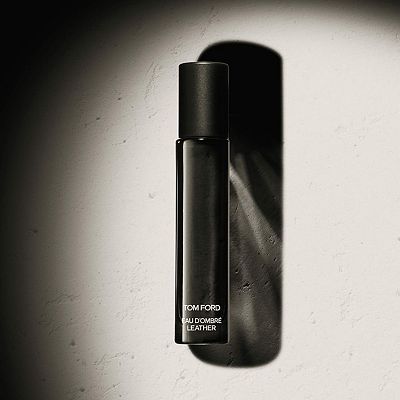 TOM FORD Eau d'Ombre Leather Eau de Toilette Travel Spray