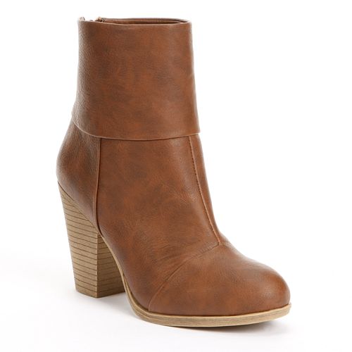 heeled ankle boots canada