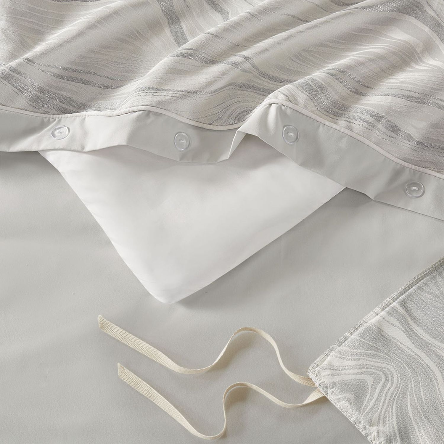 Madison Park Hollywood Glam Comforter - Thumbnail 3