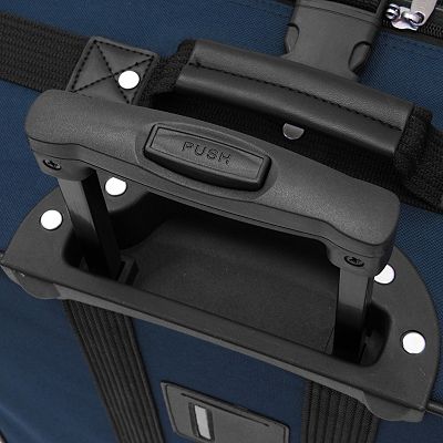 Kohl's leisure luggage shop