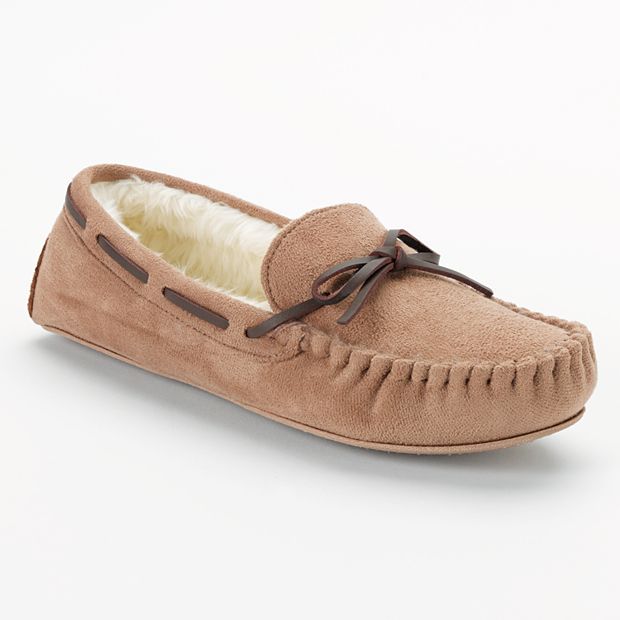 Kohls womens moccasin on sale slippers