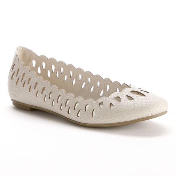 white flats kohls