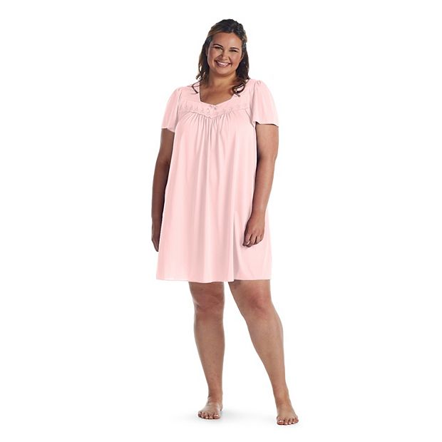 The Scoop: Kohl's Launches NEW Women's Plus Size Brand- EVRI!