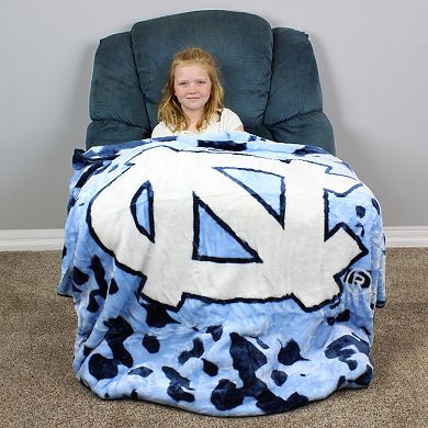 College Covers North Carolina Tar Heels Raschel Throw Blanket