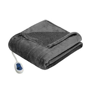 Beautyrest Oversized Reversible Microlight to Berber Electric Heated Throw Blanket