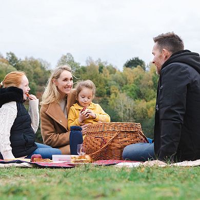 Picnic Time Highlander Willow Picnic Basket with Service for 4