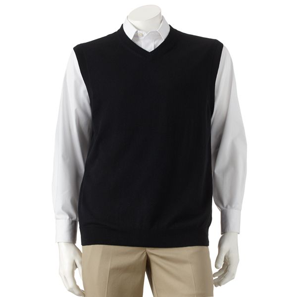 Croft u0026 Barrow Solid V-Neck Lightweight Sweater Vest - Men