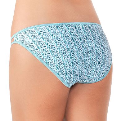 Vanity Fair Lingerie Illumination String Bikini Panty 18108