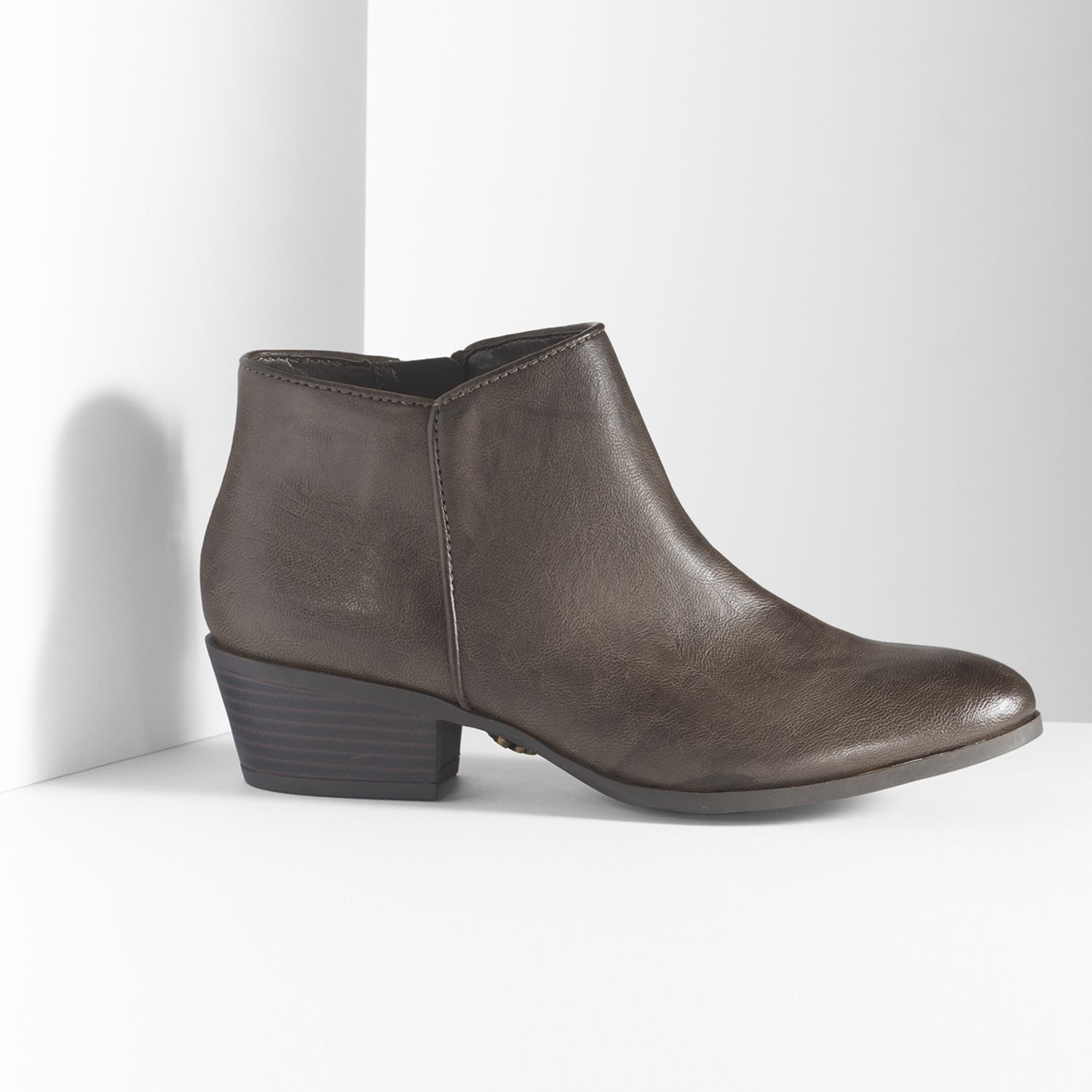 simply vera wang ankle boots