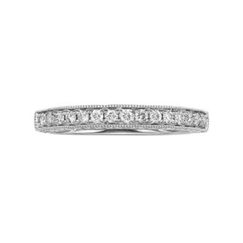 The Regal Collection 14k Gold 1/4 ct T.W. IGL Certified Diamond Wedding Ring