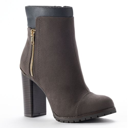 grey juicy couture boots