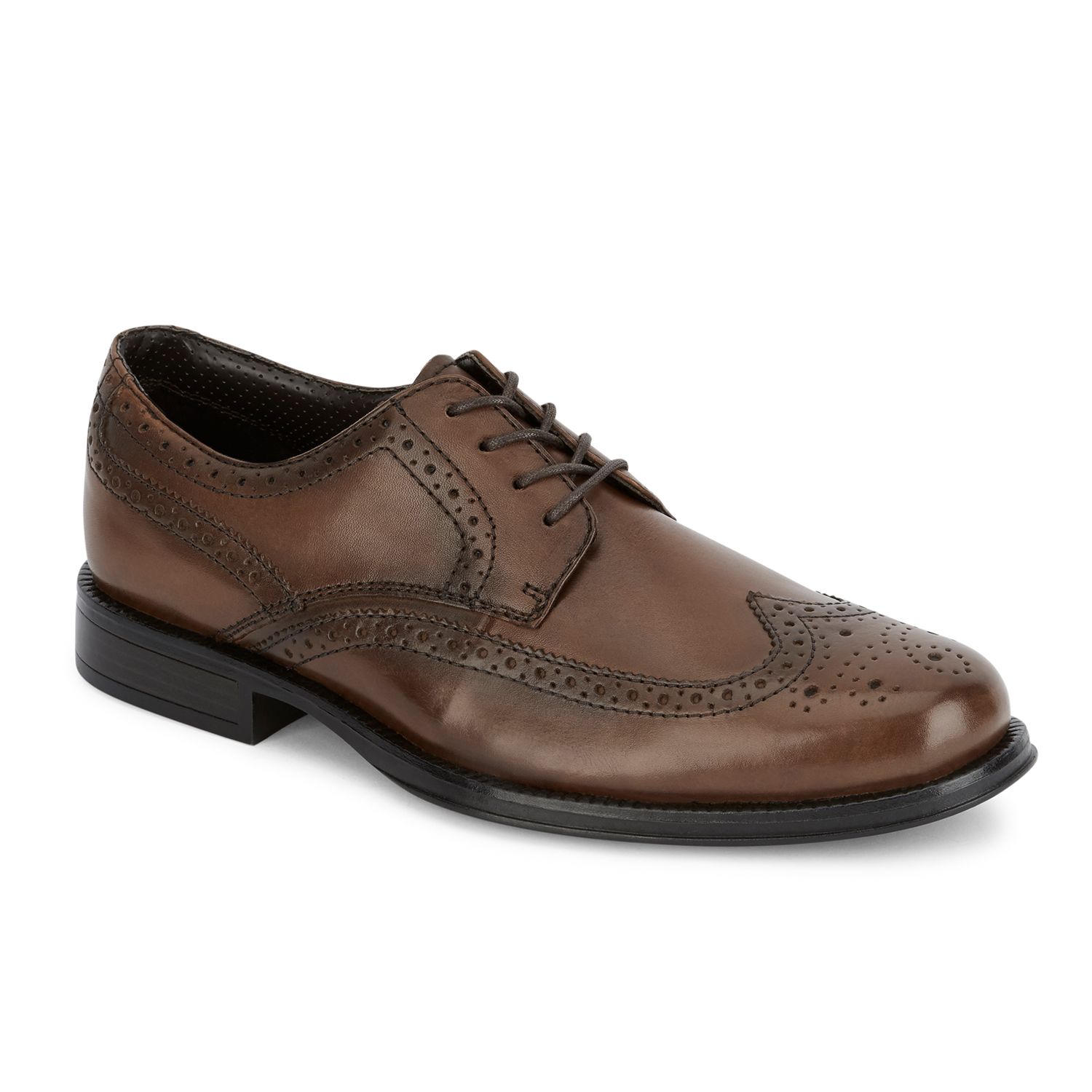 dockers wingtip shoes