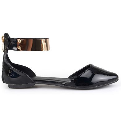 Journee Women's Two-Piece Flats