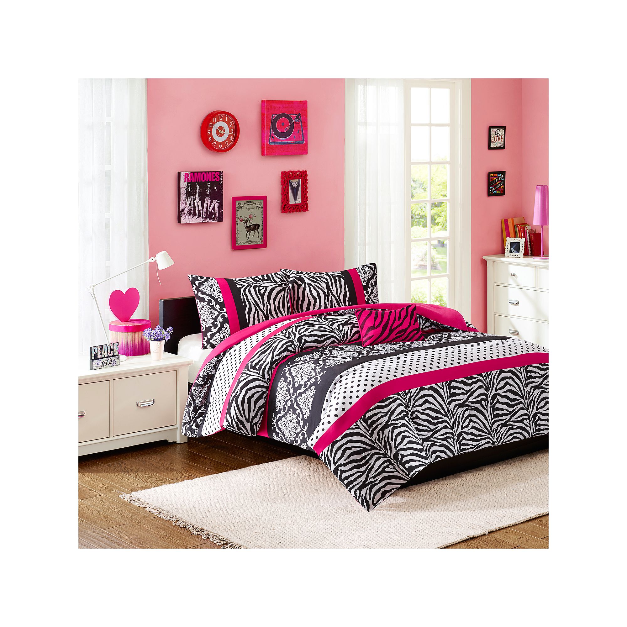 Intelligent Design Gemma Comforter Set with Throw Pillow, Pink