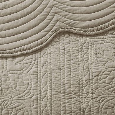 Madison Park Marino 3-Piece Reversible Lightweight Quilt Set