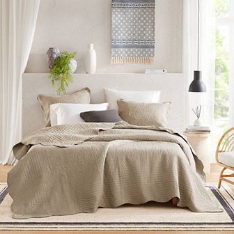 Madison Park Marino 3 pc Reversible Lightweight Quilt Set