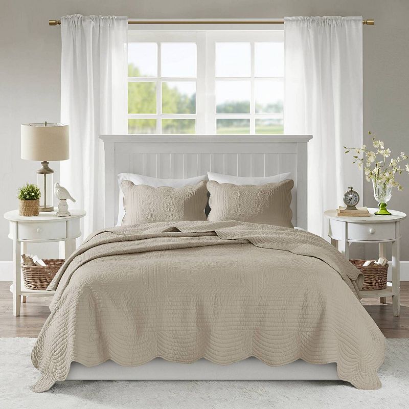 Madison Park 3pc King/California King Genoa Reversible Scalloped Edge Quilt Set Khaki