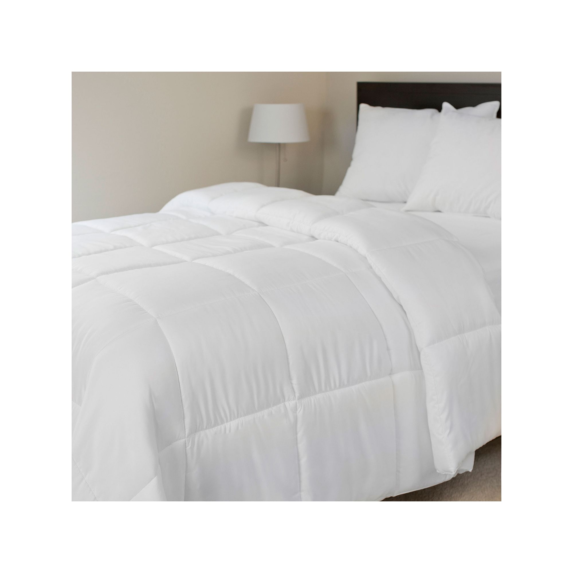 Ultrasoft Down-Alternative Comforter, White