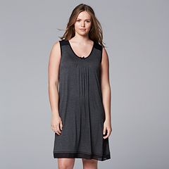 Women's plus nightgown