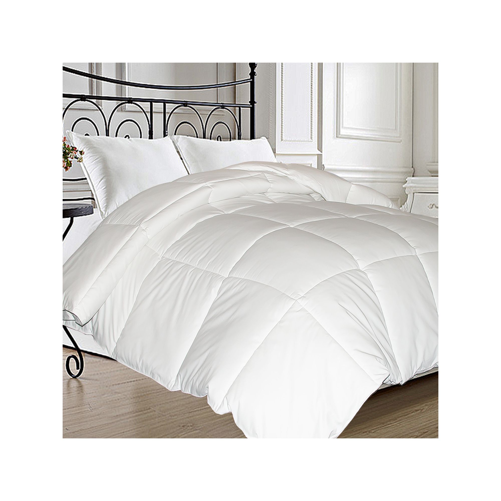 Royal Majesty Down & Feather Comforter, White