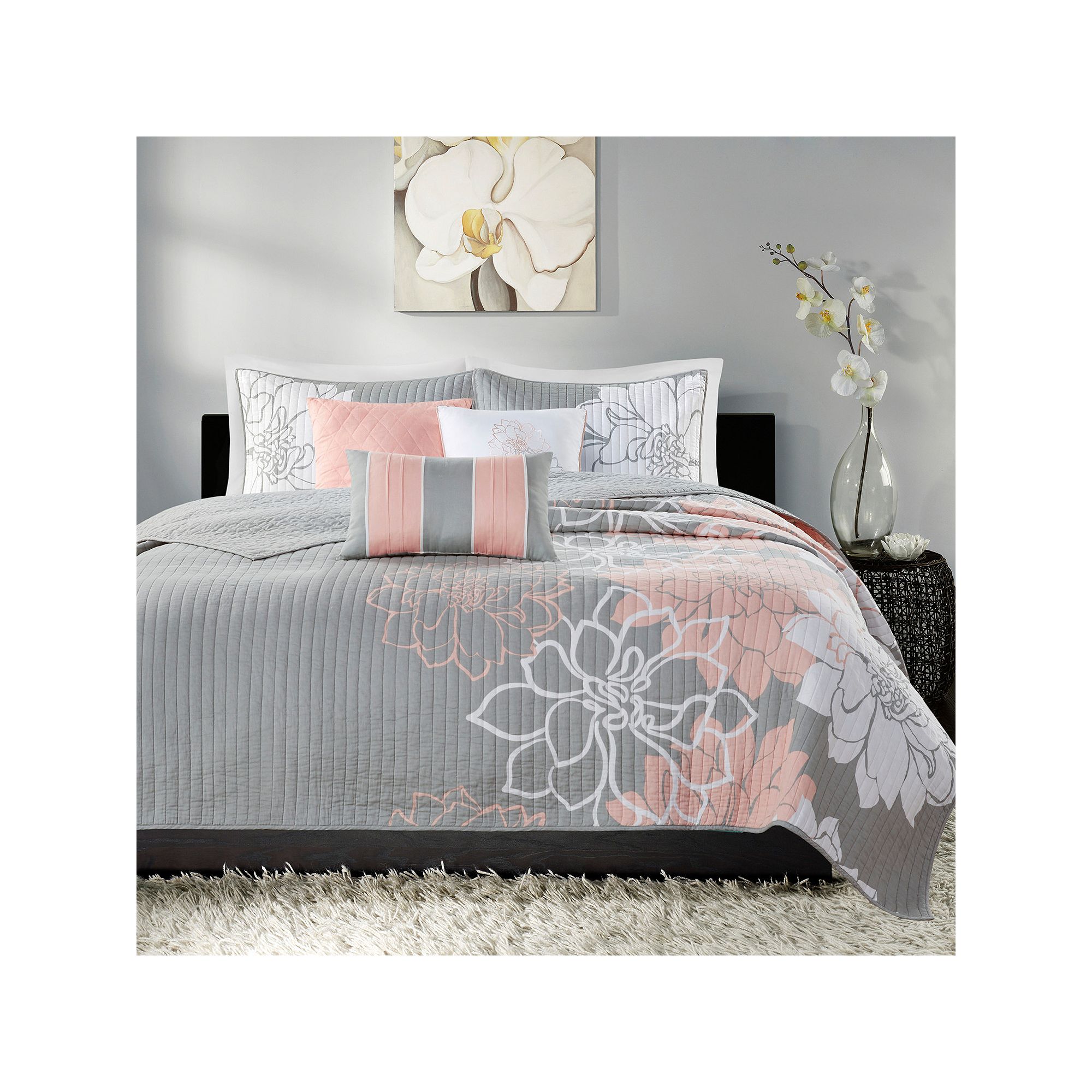Madison Park Brianna 6-Piece Floral Quilt Set with Shams and Throw Pillows,