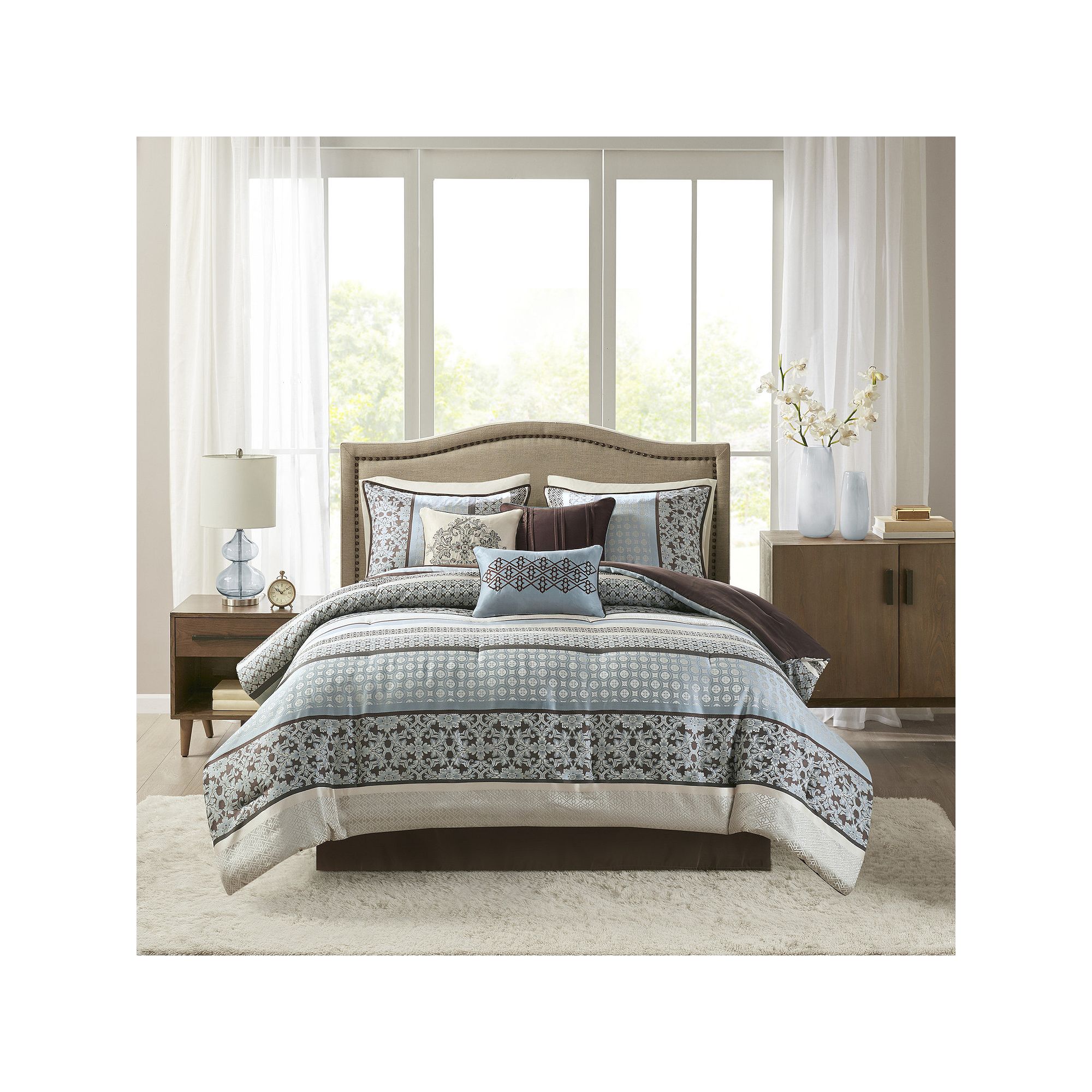 Madison Park Dartmouth 7-piece Comforter Set with Throw Pillows, Blue