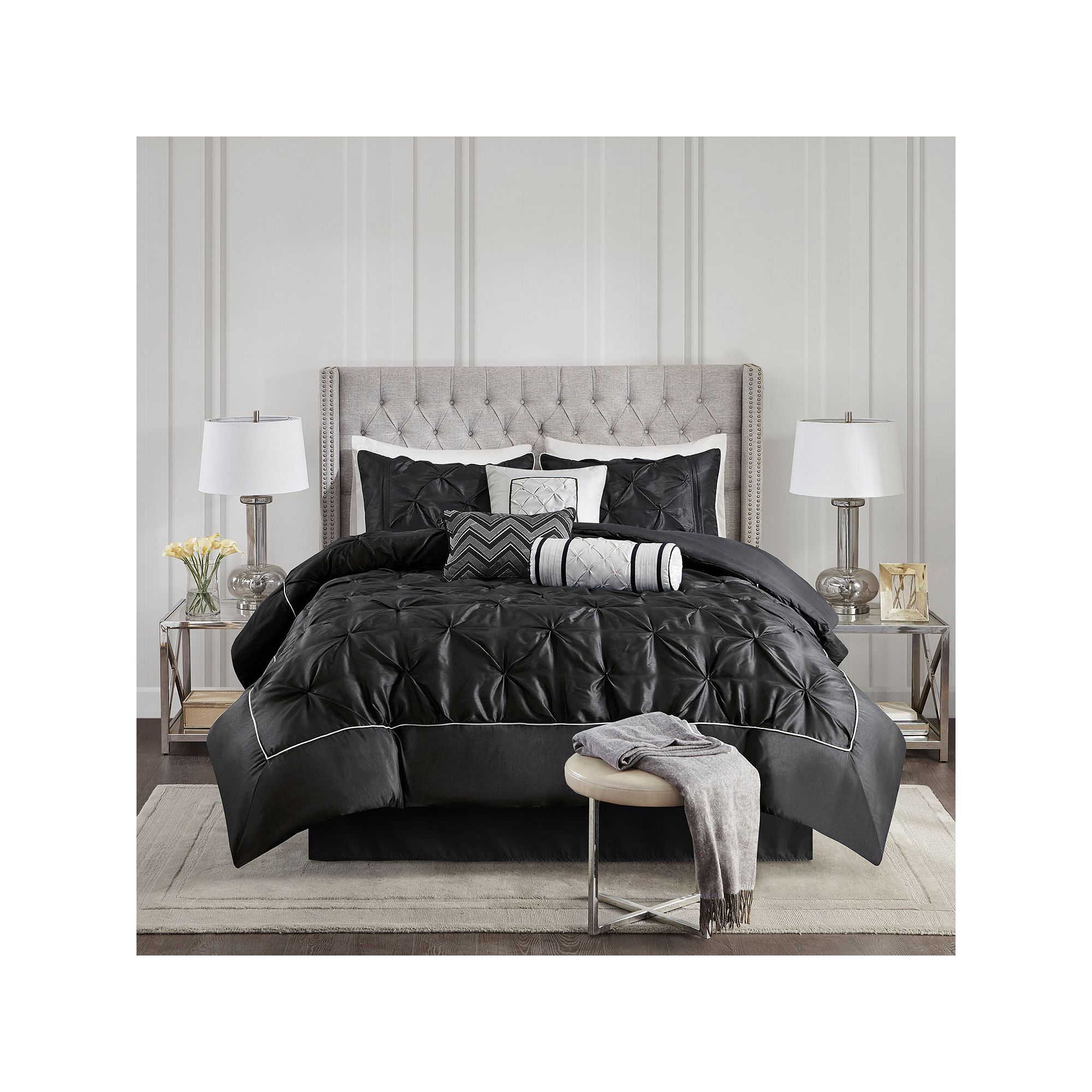 Madison Park Vivian 7-piece Tufted Comforter Set with Throw Pillows, Black