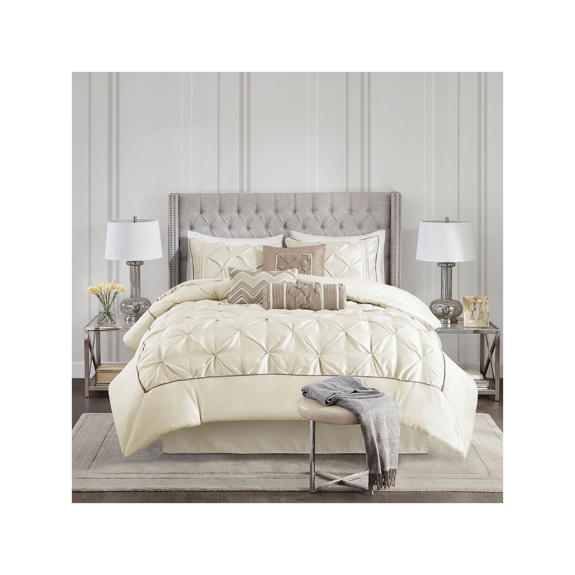Madison Park Vivian 7-piece Tufted Comforter Set with Throw Pillows, Ivory