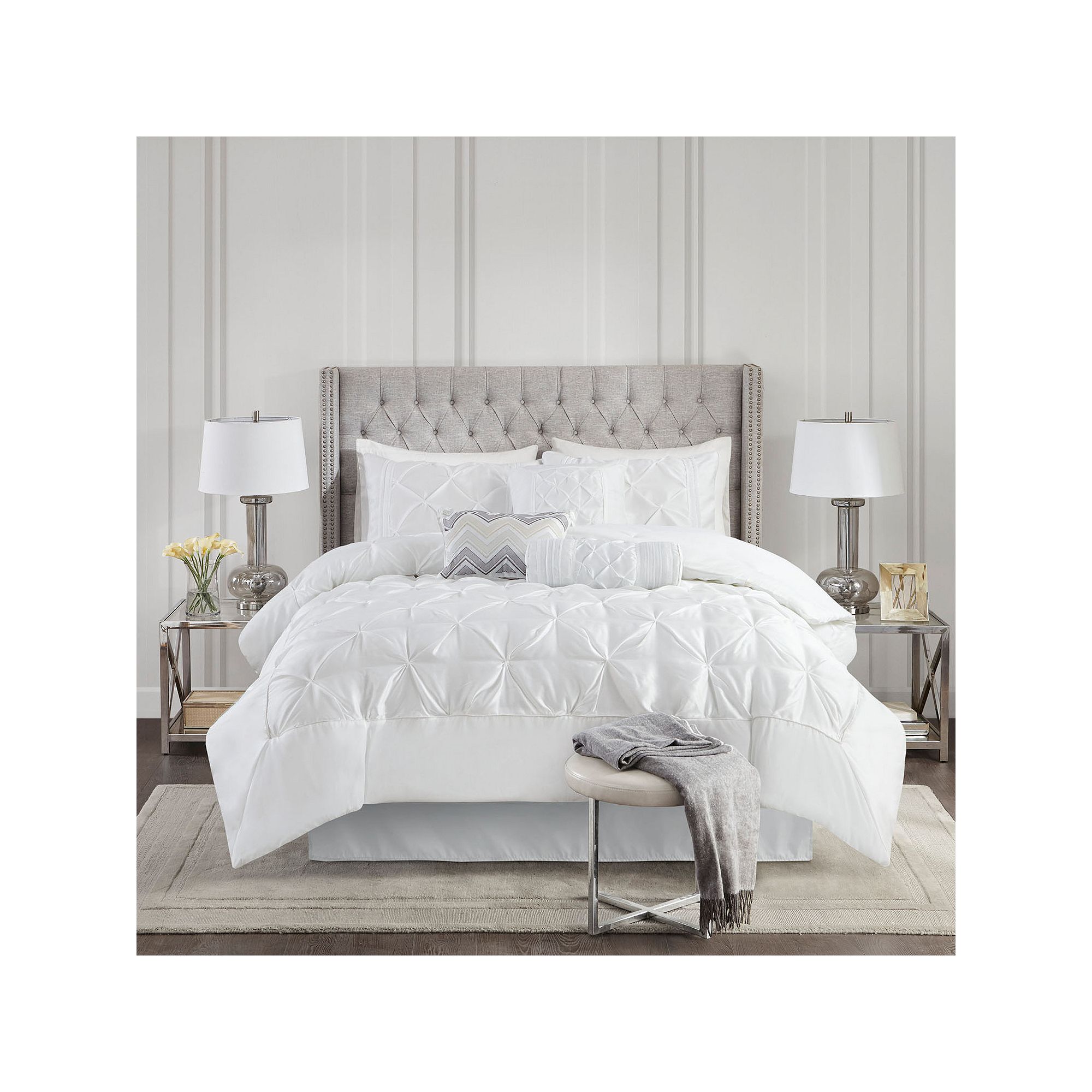 Madison Park Vivian 7-piece Tufted Comforter Set with Throw Pillows, White