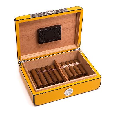 Bey-Berk Carbon Fiber 25-Cigar Humidor - Men