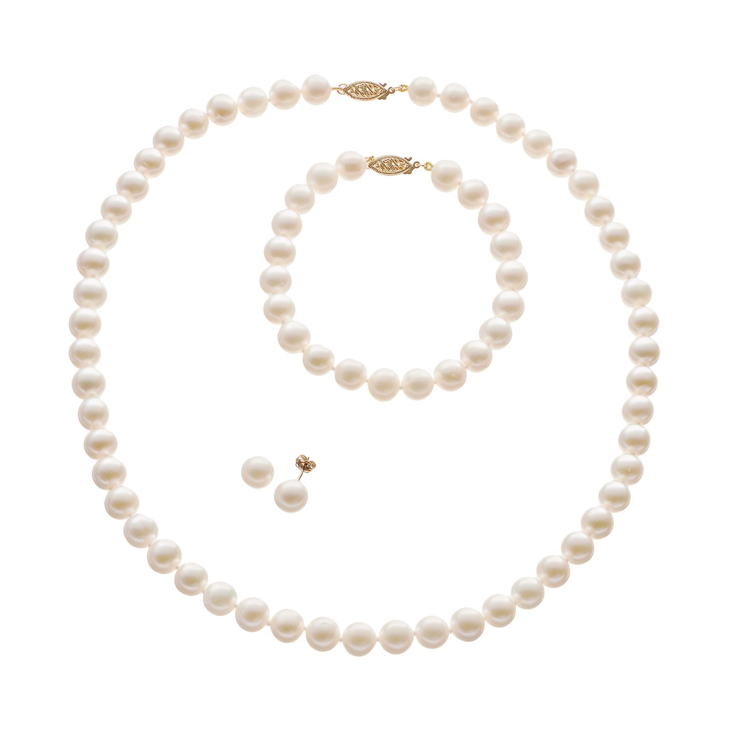 pearl set earring and necklace