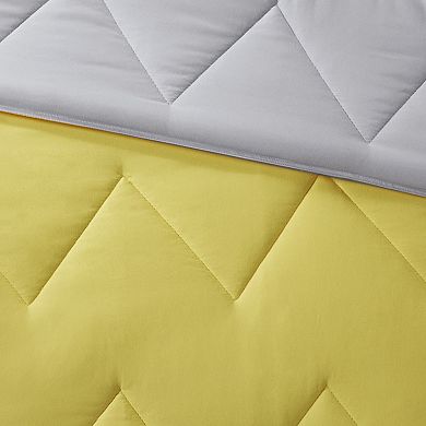 Intelligent Design Trixie Down-Alternative Reversible Comforter Set